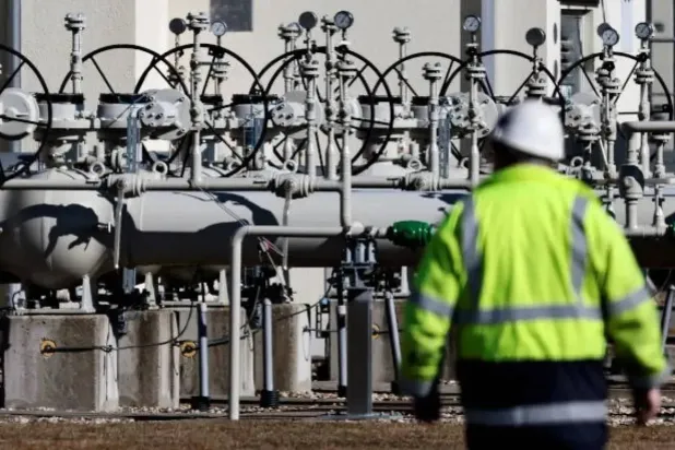 تزيد ألمانيا من اعتمادها على استيراد الغاز الطبيعي المسال (رويترز)