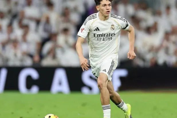 تياغو بيتارش (موقع النادي)