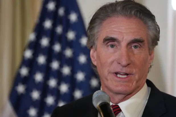 بورغوم يلقي كلمةً في حفل استقبال منتدى الأمن الطاقي والتجاري لمنطقة المحيطين الهندي والهادئ في طوكيو (أ.ب)