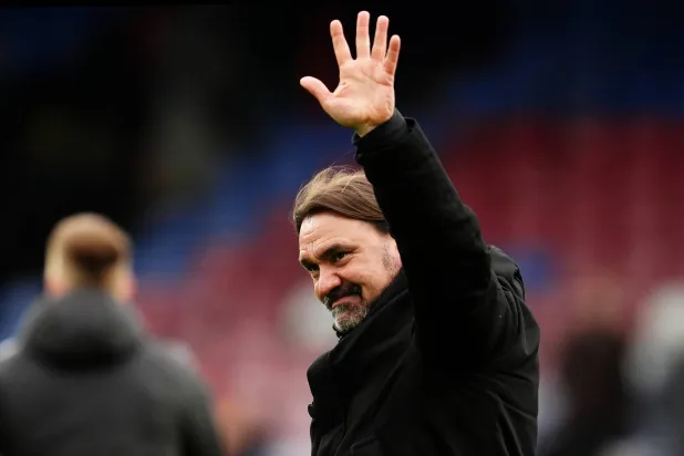 دانييل فاركي المدير الفني لفريق ليدز يونايتد (د.ب.أ) 