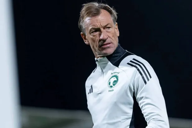 هيرفي رينارد مدرب المنتخب السعودي (المنتخب السعودي)