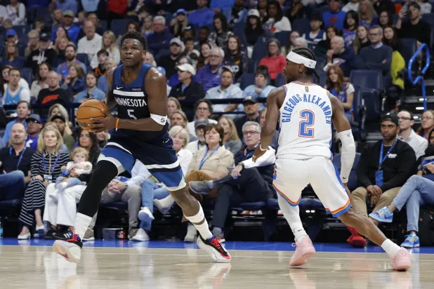 أوكلاهوما سيتي ثاندر حقق فوزه الـ53 أمام مينيسوتا تمبروولفز (رويترز)