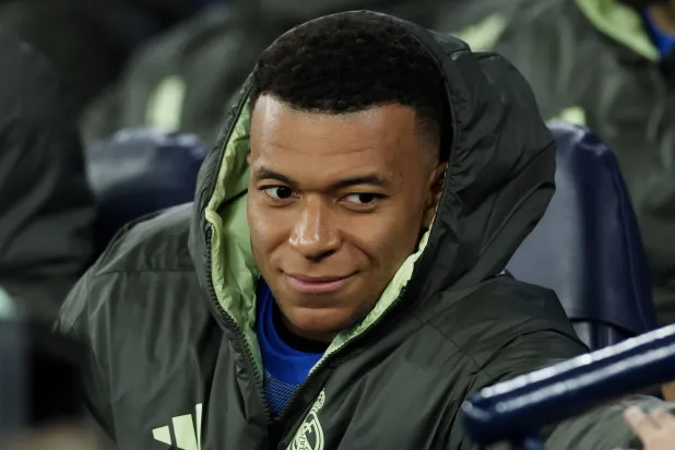 كيليان مبابي المساهم الأكبر في نادي استاد ماليرب كان (رويترز) 