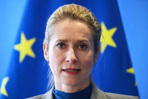 مسؤولة السياسة الخارجية بالاتحاد الأوروبي كايا كالاس خلال حفل توقيع اتفاقية الشراكة الأمنية والدفاعية بين الاتحاد الأوروبي وآيسلندا في مقر الاتحاد في بروكسل... بلجيكا 18 مارس 2026 (أ.ف.ب)