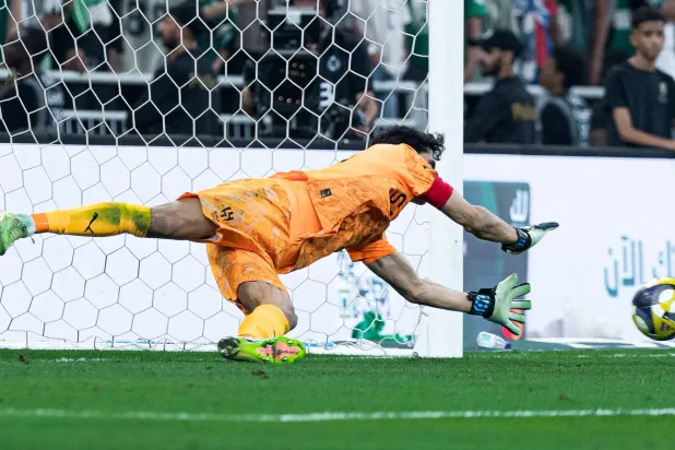 بونو قاد الهلال للنهائي الملكي (موقع النادي)