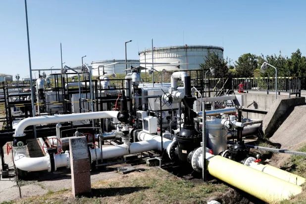 خط أنابيب «دروغبا» النفطي بين المجر وروسيا (رويترز)