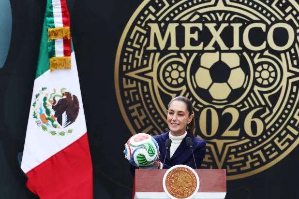 رئيسة المكسيك كلاوديا شينبوم (رويترز)