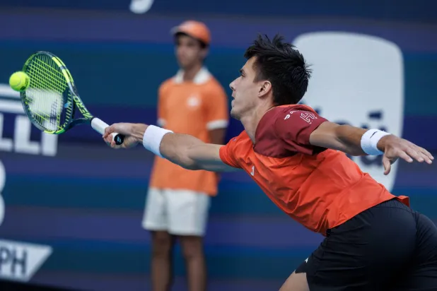 الجيل الصاعد خطف الأنظار في دورة ميامي للتنس (إ.ب.أ)