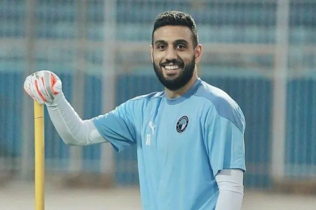 أحمد الشناوي حارس مرمى بيراميدز (نادي بيراميدز)