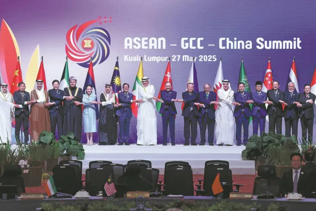 من قمة آسيان - مجلس التعاون الخليجي - الصين في العام الفائت (تشاينا دايلي)