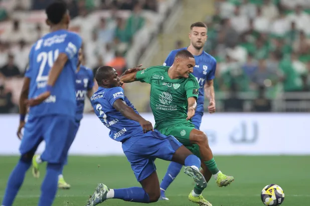 الهلال والأهلي ضمن الفرق المرشحة للقب (تصوير: عدنان مهدلي)