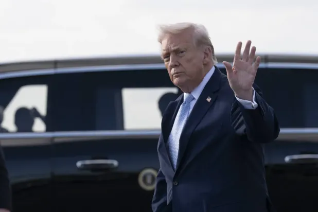 Trump: İran enerji tesislerine yönelik saldırılar 5 günlüğüne ertelendi