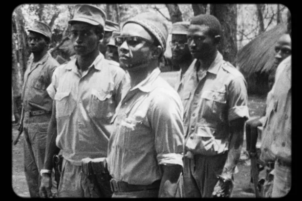 جمع المخرج أرشيفاً عن بطل الفيلم من عدة دول (الشركة المنتجة)