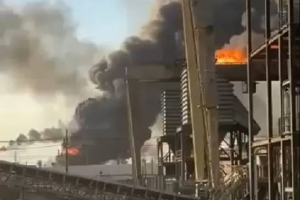 لقطة من مقطع فيديو متداول للحريق على وسائل التواصل الاجتماعي