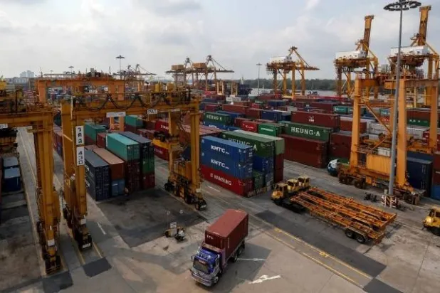 منظر عام لميناء بانكوك في تايلاند (رويترز)