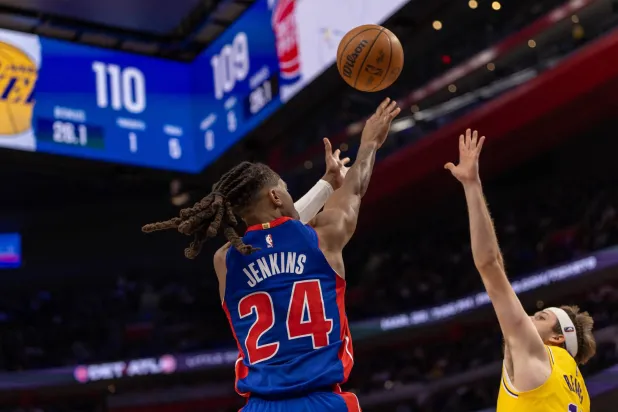 دانيس جنكينز (رويترز)