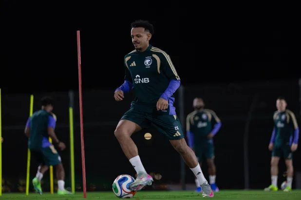 تركي العمار لاعب المنتخب السعودي (الشرق الأوسط) 