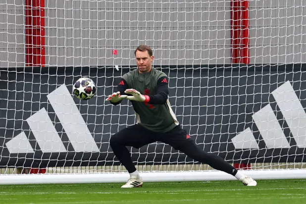 مانويل نوير حارس مرمى بايرن ميونيخ (إ.ب.أ)