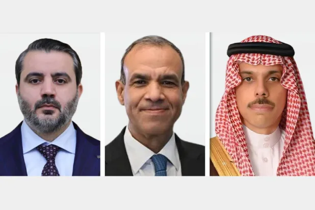 الأمير فيصل بن فرحان وبدر عبد العاطي وأسعد الشيباني (الشرق الأوسط)