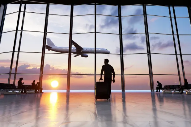 التأمين في السفر مهم جداً لضمان رحلة خالية من المفاجآت السلبية (شاترستوك)