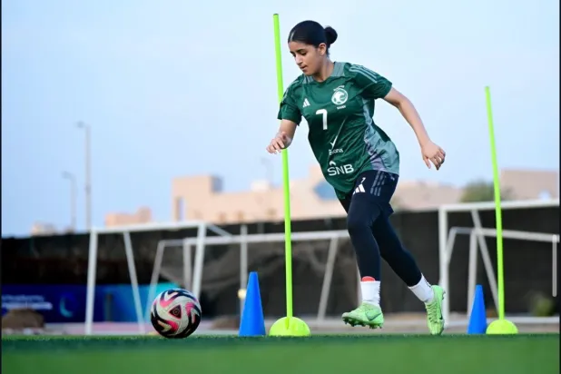المعسكر يهدف لتطوير اللاعبات ورفع جاهزيتهن البدنية (الشرق الأوسط)