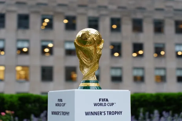 المرحلة الأخيرة من بيع التذاكر تُفتَح في الأول من الشهر المقبل (رويترز)