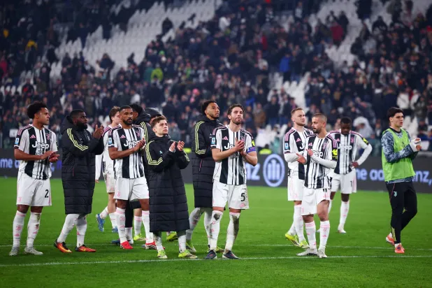 تتواصل تداعيات سياسة الانتقالات داخل نادي يوفنتوس (رويترز)