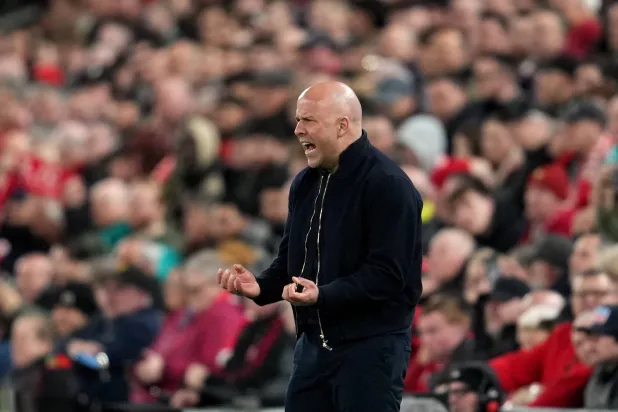 أرني سلوت (أ.ب)