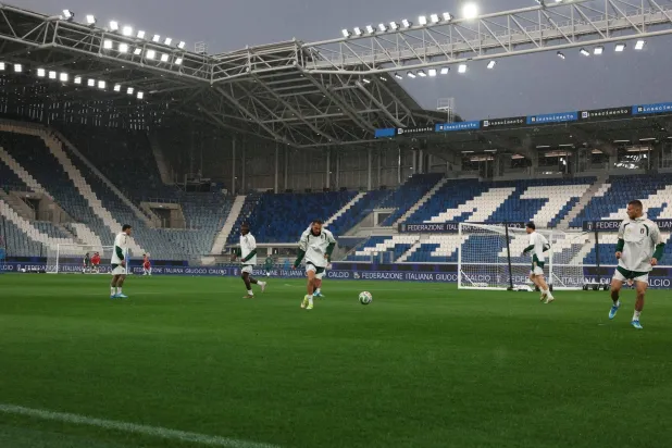 تقف إيطاليا أمام اختبار حقيقي عنوانه: هل تملك الشجاعة الكافية لتجاوز الماضي أم أن الأشباح ستنتصر مجدداً؟ (منتخب إيطاليا)