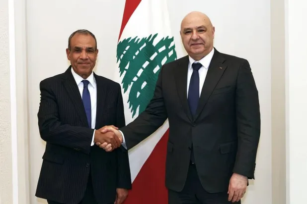  In this photo released by the Lebanese Presidency press office, Lebanese President Joseph Aoun, right, shakes hands with Egyptian Foreign Minister Badr Abdelatty in Baabda, east of Beirut, Lebanon, Thursday, March 26, 2026. (Lebanese Presidency press office via AP) 
