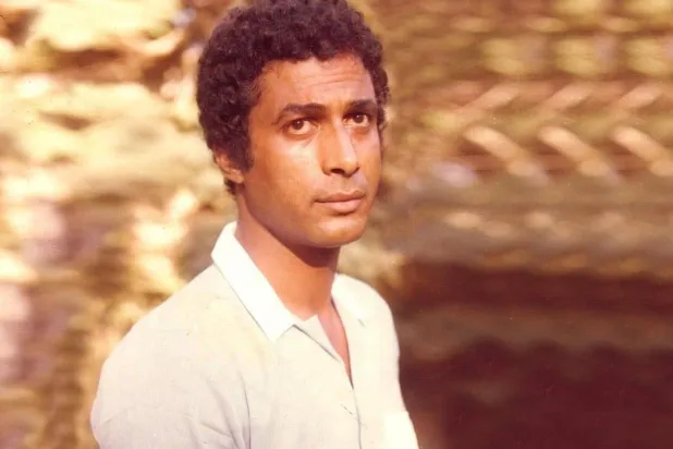 الفنان أحمد زكي المُلقَّب بـ«النمر الأسود» (فيسبوك)