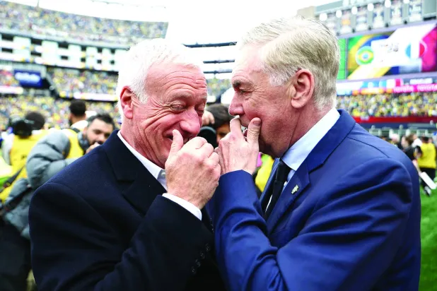 أنشيلوتي وديشامب قبل المواجهة الودية بين البرازيل وفرنسا (أ.ف.ب)