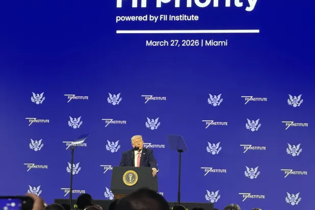 الرئيس الأميركي دونالد ترمب خلال مشاركته في مؤتمر مبادرة مستقبل الاستثمار في ميامي (الشرق الأوسط)