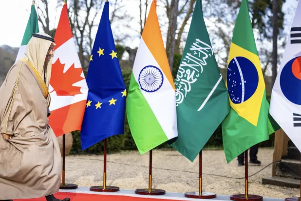 لدى وصول وزير الخارجية السعودي الأمير فيصل بن فرحان للمشاركة في اجتماع وزراء خارجية مجموعة السبع (واس)