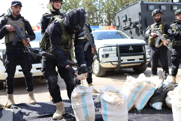 ضبطت قوى الأمن الداخلي معملاً لتغليف المخدرات في ريف درعا يحوي مليون حبة على الأقل (الداخلية السورية)