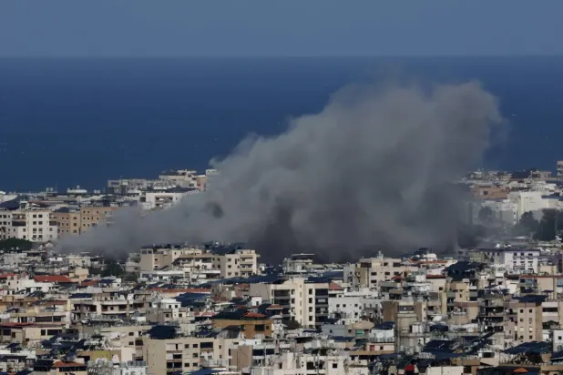 İran, ABD’nin taleplerini gerçekçi bulmuyor... Trump ise ‘rejim değişikliğini’ övüyor