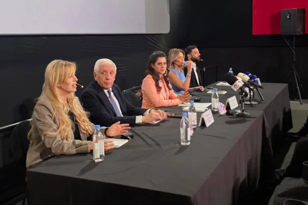 أُعلن عن «المنتدى» في مؤتمر صحافي (المنتدى)
