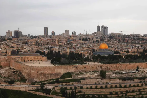 باحة المسجد الأقصى وقبة الصخرة في القدس (أ.ف.ب)