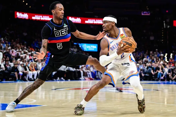 شاي غيلجيوس ألكسندر سجل 47 نقطة على ديترويت بيستونز (أ.ب)