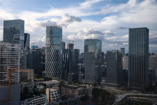 ضاحية الشركات التكنولوجية في مدينة شينزين الصينية (رويترز)