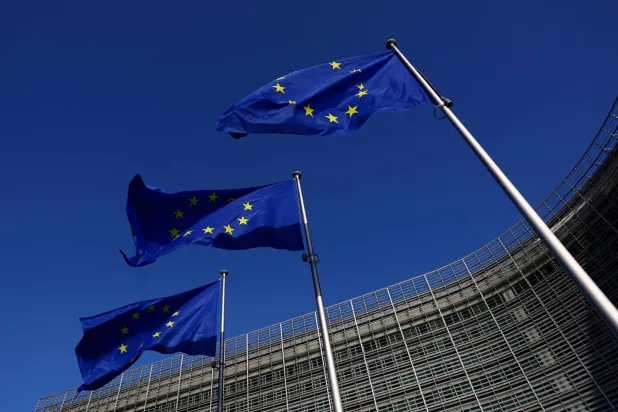 صورة من خارج مقر المفوضية الأوروبية في بروكسل ببلجيكا 26 فبراير 2026 (رويترز)