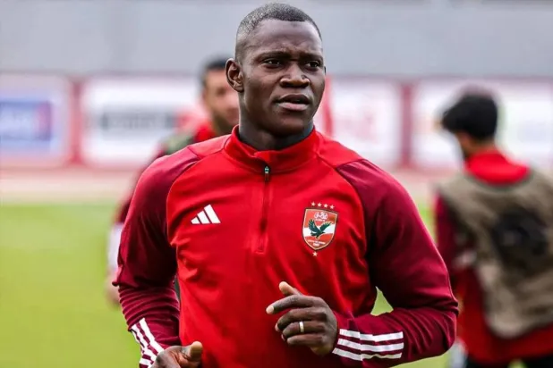 المالي أليو ديانغ لاعب وسط الأهلي المصري (الشرق الأوسط)