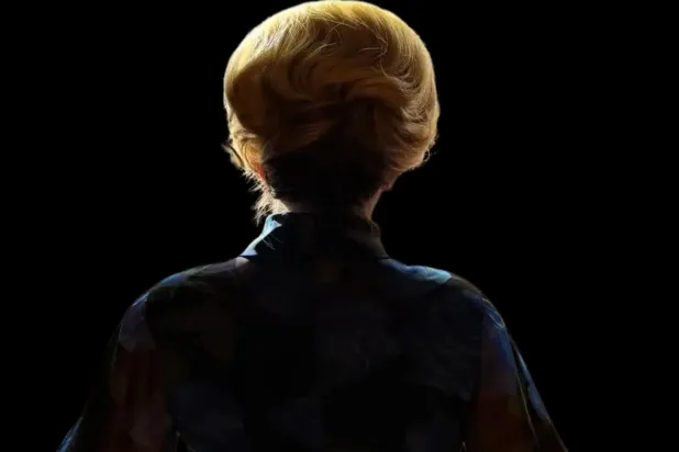 Jessica Lange, American Horror Story: Coven'da dizisinde cadılar meclisinin en güçlü cadısı Fiona Goode karakterini canlandırmıştı (FX)