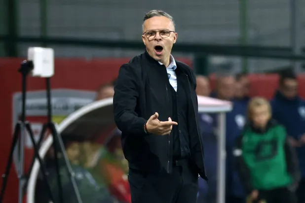 محمد وهبي مدرب المغرب (رويترز)