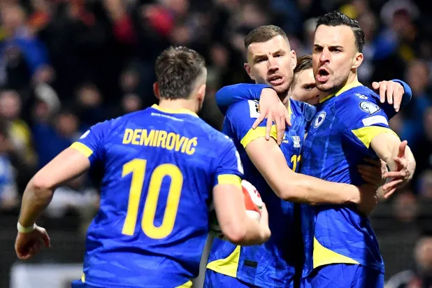 أهداف دجيكو وإلهامه ساعدا المنتخب البوسني على التأهل للمرة الثانية (إ.ب.أ)