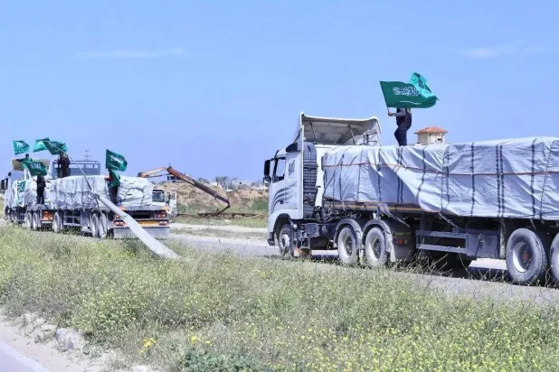 القافلة الإغاثية حملت على متنها كميات كبيرة من السلال الغذائية (واس)