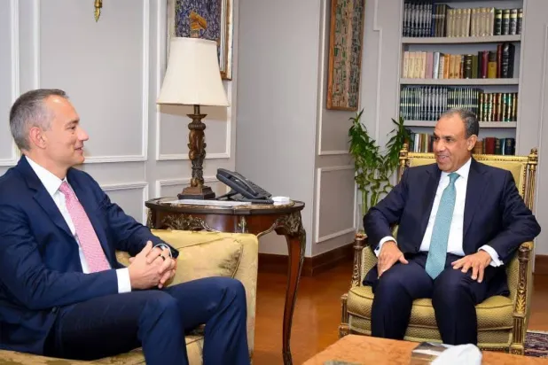 وزير الخارجية المصري يلتقي المبعوث السامي لغزة نيكولاي ملادينوف (الخارجية المصرية)