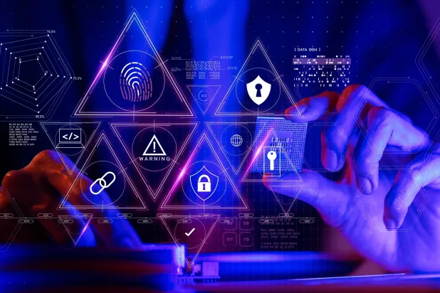 حماية البيانات المالية لم تعد تعتمد على الحلول التقنية فقط بل تتطلب منظومة متكاملة تشمل التنظيم والسلوك البشري (شاترستوك)