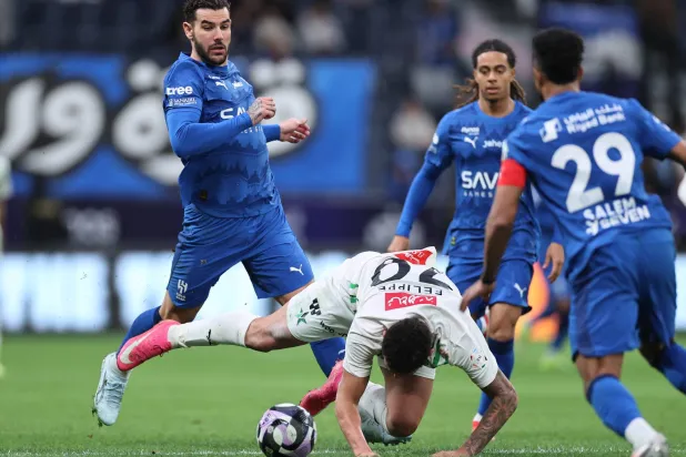 النجمة عانى أمام الكبار والصغار هذا الموسم (تصوير: سعد العنزي)