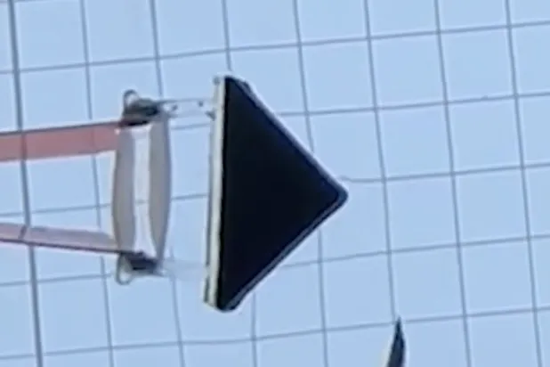 طوَّر الباحثون نظاماً يجعل العضلات المخبرية «تتدرّب ذاتياً» عبر انقباض متبادل يزيد قوتها بمرور الوقت (NUS)